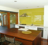 Carmelone Gerroa - St Kilda Accommodation