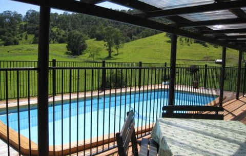 Barkeldine Farm Country Retreat - St Kilda Accommodation 1