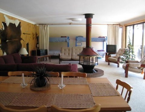 Barkeldine Farm Country Retreat - St Kilda Accommodation 2
