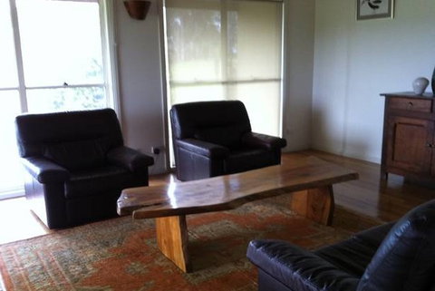 Artist Cottage Ogishi Craft Centre - St Kilda Accommodation 2