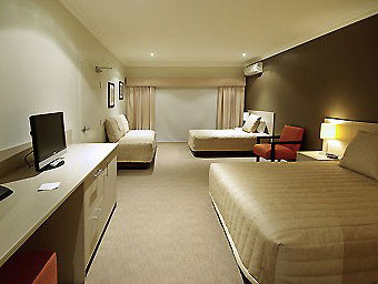 Mercure Maitland - St Kilda Accommodation 2