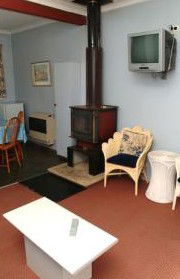 Blackheath Holiday Cabins - St Kilda Accommodation 2