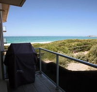 Beachfront Narrabeen - St Kilda Accommodation