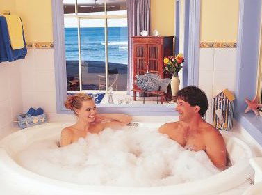 Al Mare Beachfront Retreat - St Kilda Accommodation 3