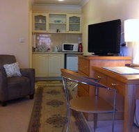 Champagne Rose Suite - St Kilda Accommodation
