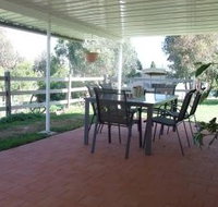 Barcoos Barn Farmstay - St Kilda Accommodation