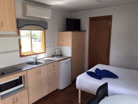Canobolas Caravan Park - St Kilda Accommodation 9