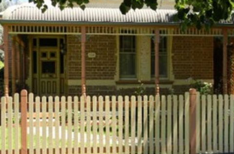 Chuck's Place - St Kilda Accommodation 0