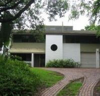 Bucasia Beach House - St Kilda Accommodation