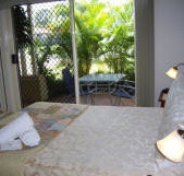 Alexander Lakeside Bed and Breakfast - St Kilda Accommodation
