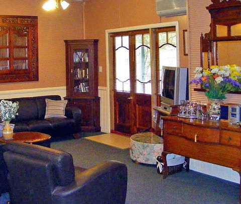 Windswept Country Retreat - St Kilda Accommodation 0