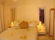 Cream Gables Bed And Breakfast - St Kilda Accommodation 1