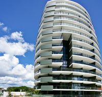 Ambience on Burleigh Beach - St Kilda Accommodation