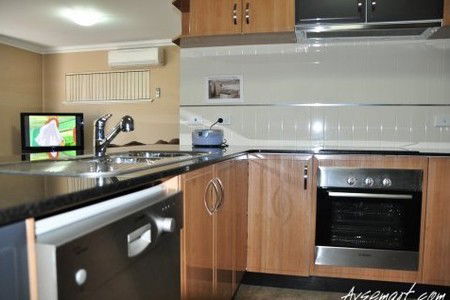 Seakist Villas - St Kilda Accommodation 2