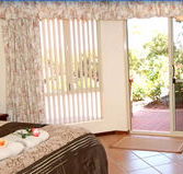 The Good Life Bed and Breakfast - St Kilda Accommodation