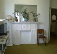 Champis  Cheese Cottage - St Kilda Accommodation
