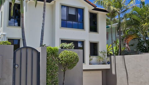 Mermaid Beachside B & B - St Kilda Accommodation 0