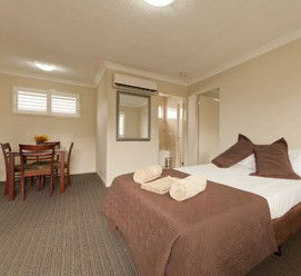Tropicana Motel - St Kilda Accommodation 1