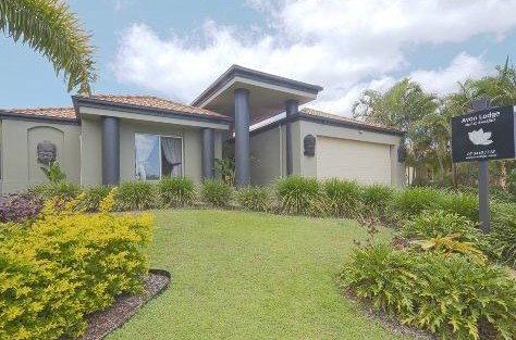Avon Lodge Bribie Island - St Kilda Accommodation 0