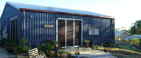 Awoonga Shed Retreat - St Kilda Accommodation 0
