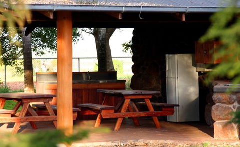 Atherton Holiday Park - St Kilda Accommodation 5