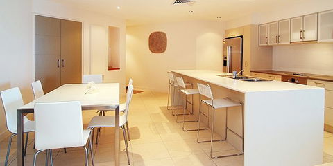 Coral Cove Apartments - St Kilda Accommodation 1