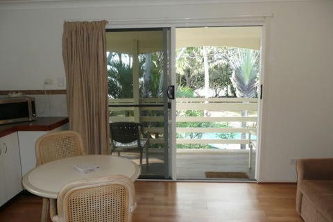 Beachside Holiday Units - St Kilda Accommodation 5
