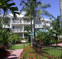 Australis Cairns Beach Resort - St Kilda Accommodation
