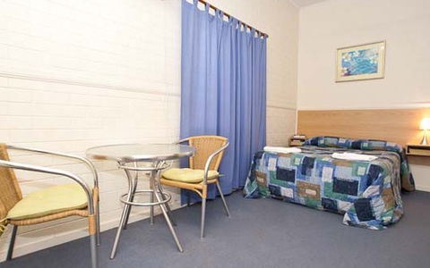 Carrington Hotel - St Kilda Accommodation 1