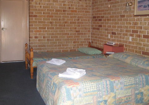 Beenleigh Village Motel - St Kilda Accommodation 2
