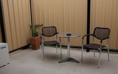 Emerald Central Palms Motel - St Kilda Accommodation 2