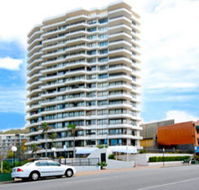 La Pacifique Holiday Apartments - St Kilda Accommodation