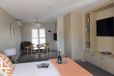 The Haus Studio Apartments - St Kilda Accommodation 5