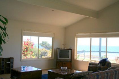 Emu Bay Lodge - St Kilda Accommodation 5