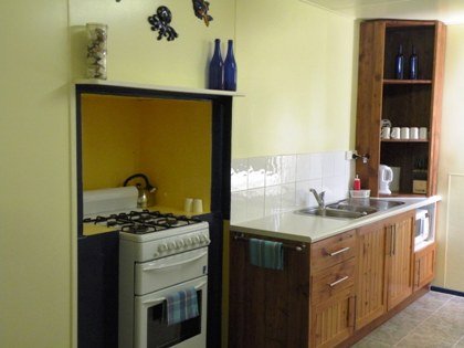 Baudin Budget Units 2&3 And Cottage - St Kilda Accommodation 4