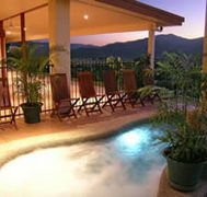 The Summit Rainforest Retreat - St Kilda Accommodation