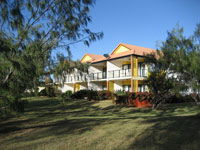 Coral Cove Resort & Golf Club - St Kilda Accommodation 0