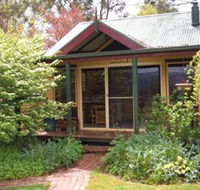 Willowlake Cottages - St Kilda Accommodation