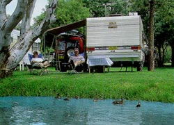 Swan Hill Riverside Caravan Park - St Kilda Accommodation 1
