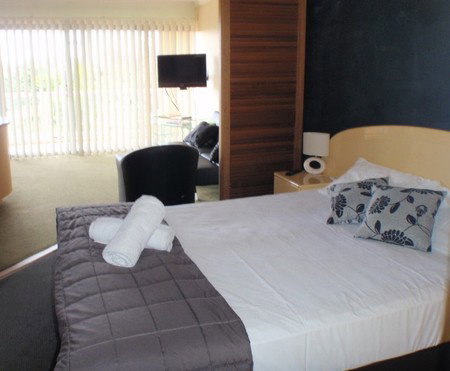 Rays Resort Apartments - St Kilda Accommodation 3
