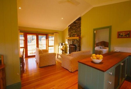 Friday Creek Retreat - St Kilda Accommodation 1