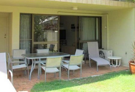 Le Court Villas - St Kilda Accommodation 3