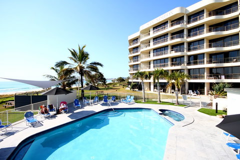 San Simeon Beachfront Apartments - St Kilda Accommodation 0