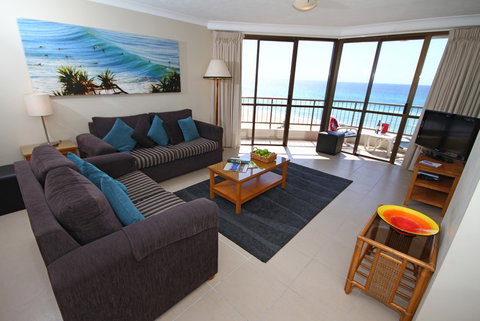 San Simeon Beachfront Apartments - St Kilda Accommodation 2