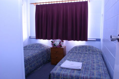 Sky View Coastal Luxury Units - St Kilda Accommodation 2