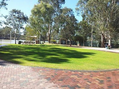 Riverside Holiday Park Blanchetown - St Kilda Accommodation 1
