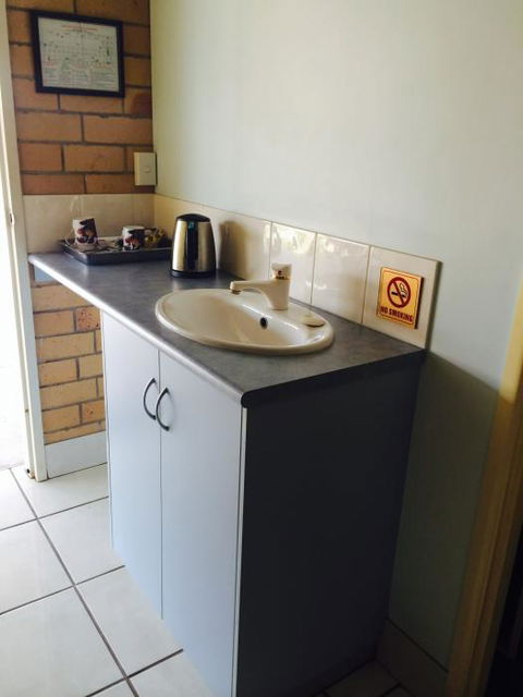 Moranbah Motor Inn Bar And Restaurant - St Kilda Accommodation 2