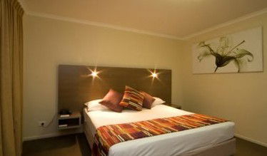 Airlie Beach Hotel - St Kilda Accommodation 3