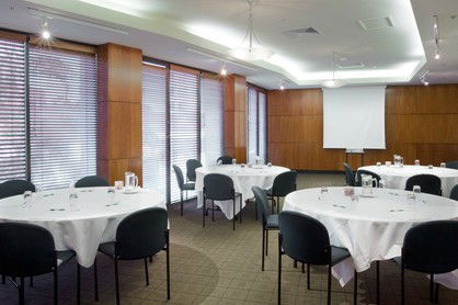 Holiday Inn Darwin Hotel - St Kilda Accommodation 1