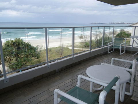 Pacific Surf Absolute Beach Apartments - St Kilda Accommodation 8